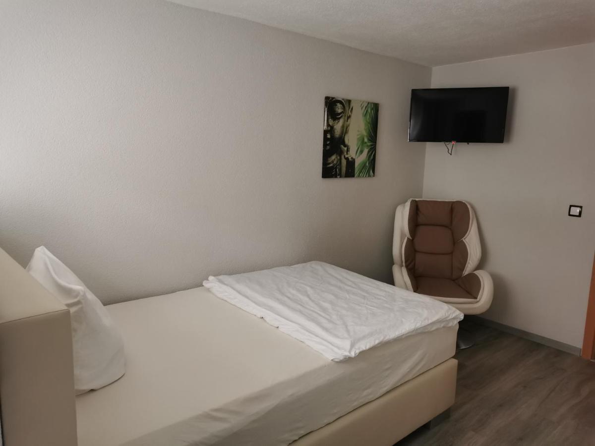 Gastehaus In Der Daimlerstadt 쇼른도프 외부 사진